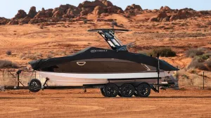 2020-2024 Cobalt R8 Mooring Cover (No Tower, No Bimini)