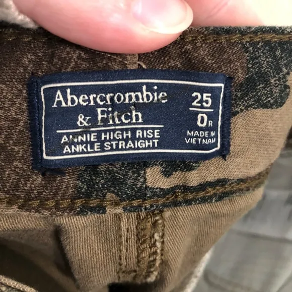 Abercrombie &amp; Fitch Annie High Rise Ankle Straight Green Camo Stripe Jeans 25/0R