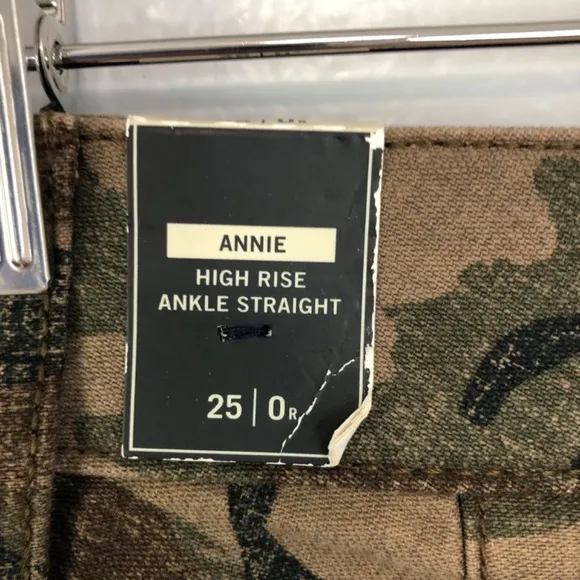 Abercrombie &amp; Fitch Annie High Rise Ankle Straight Green Camo Stripe Jeans 25/0R