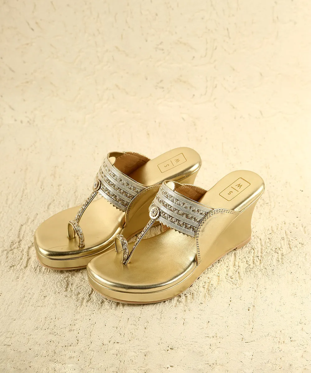 Aishwarya Gold & Silver Wedges