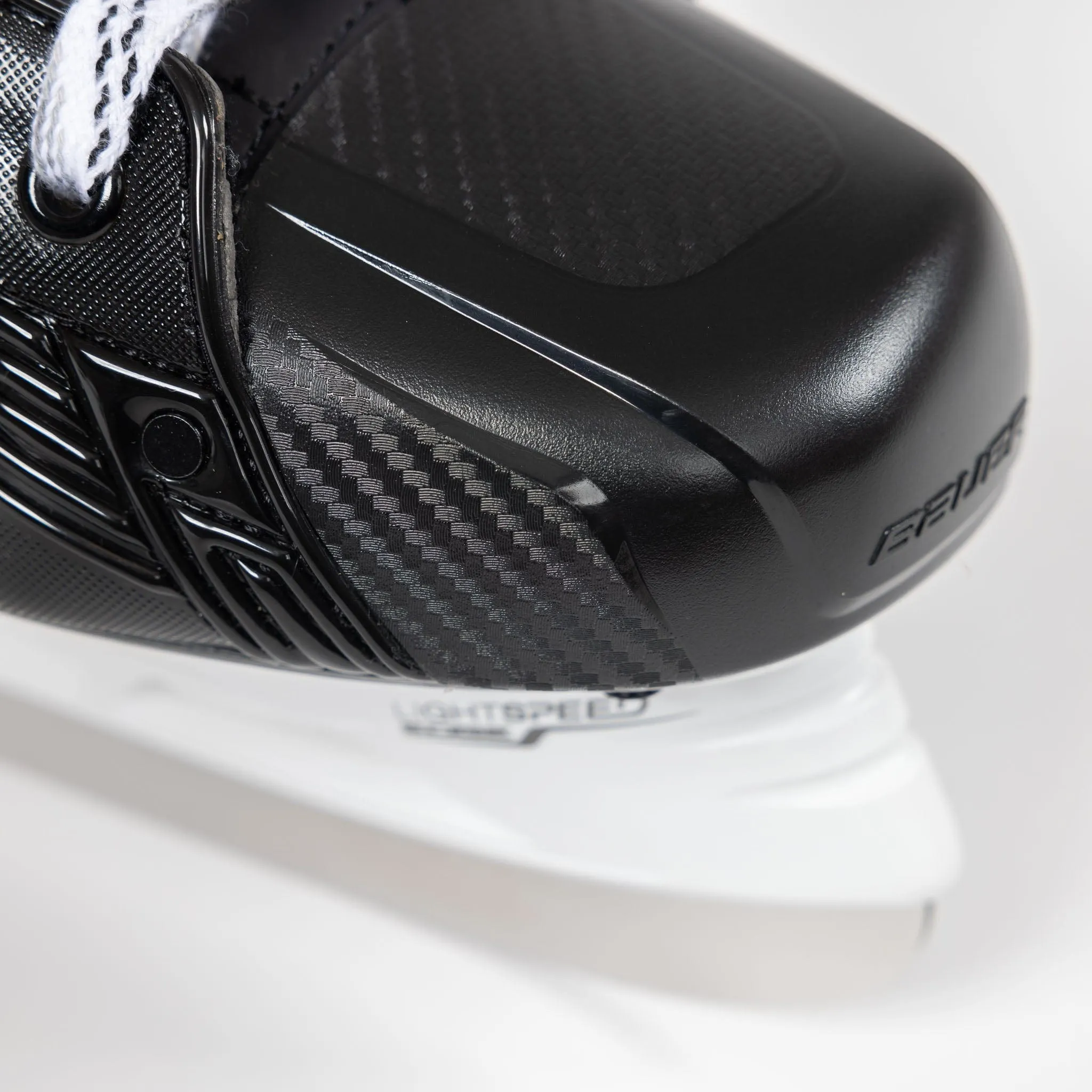 Bauer Supreme M5 Pro Senior Hockey Skates w/ Pulse Steel