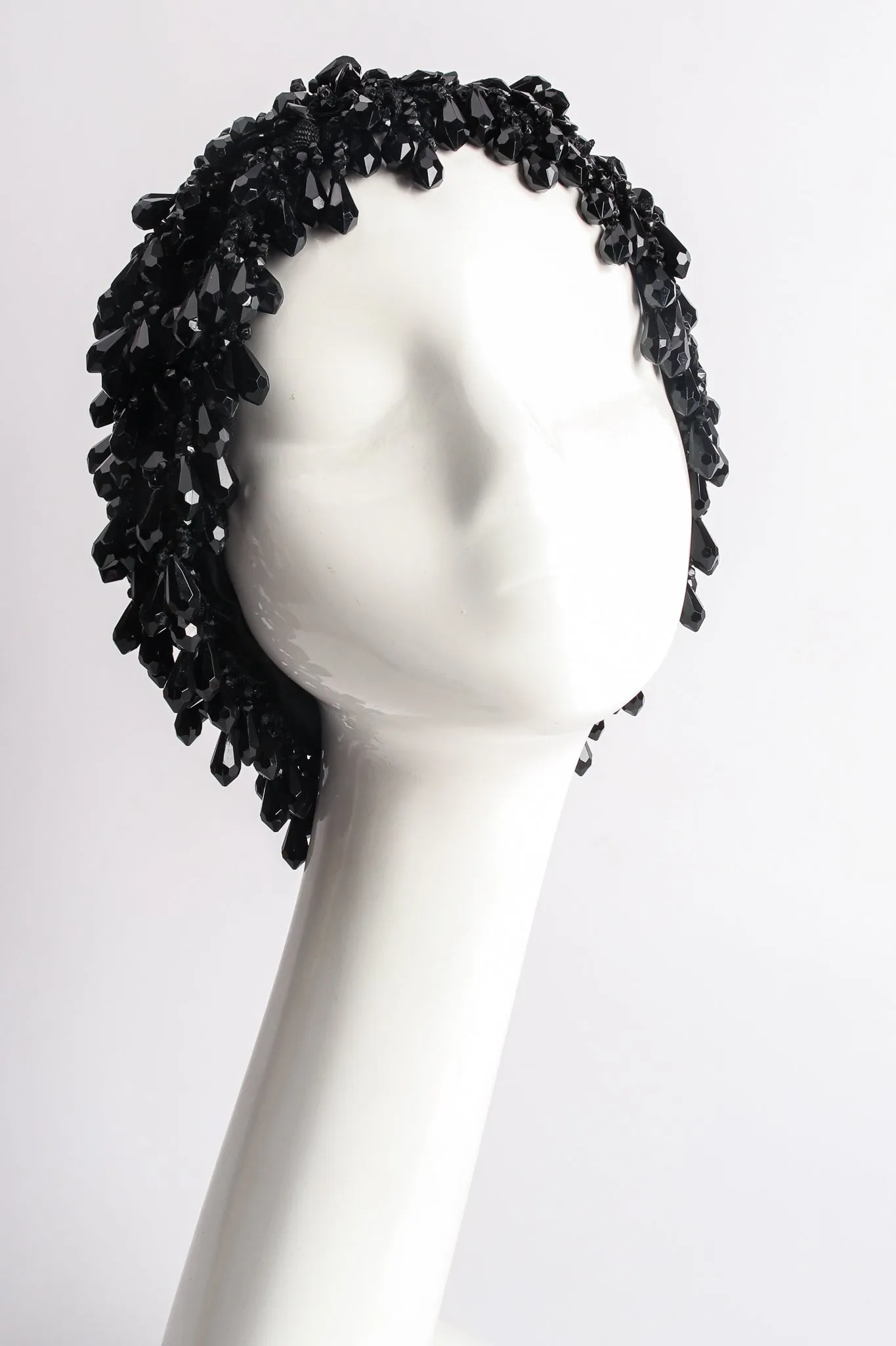 Beaded Urchin Cloche Casque Cap