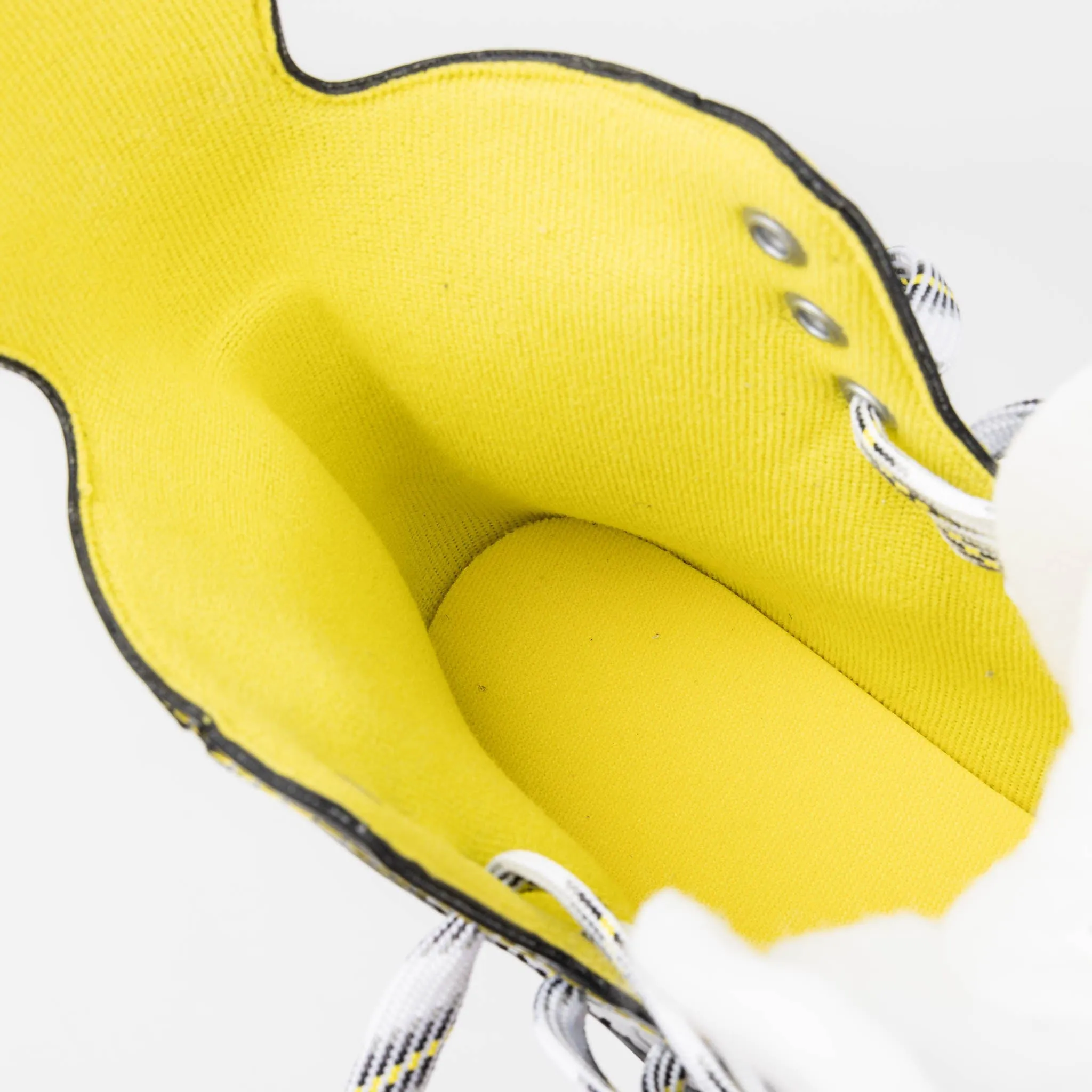 CCM Tacks AS560 Intermediate Hockey Skates