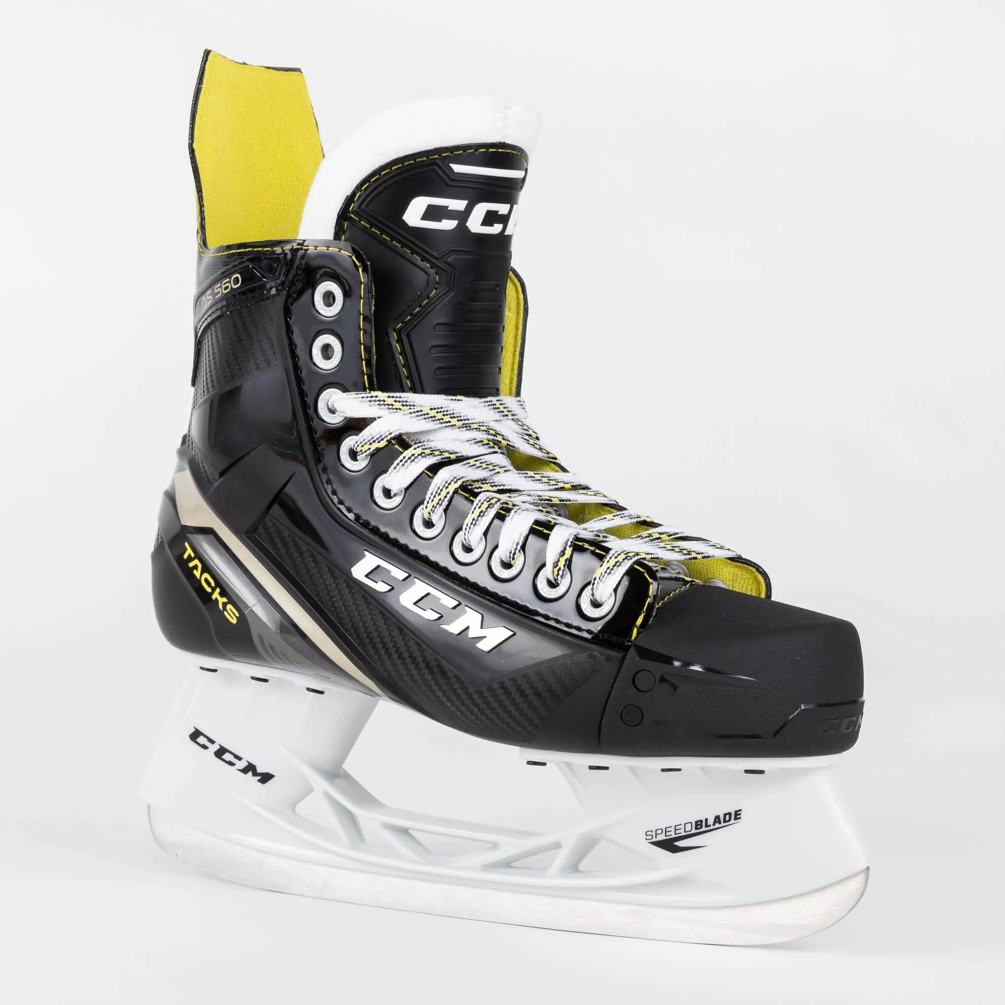 CCM Tacks AS560 Intermediate Hockey Skates