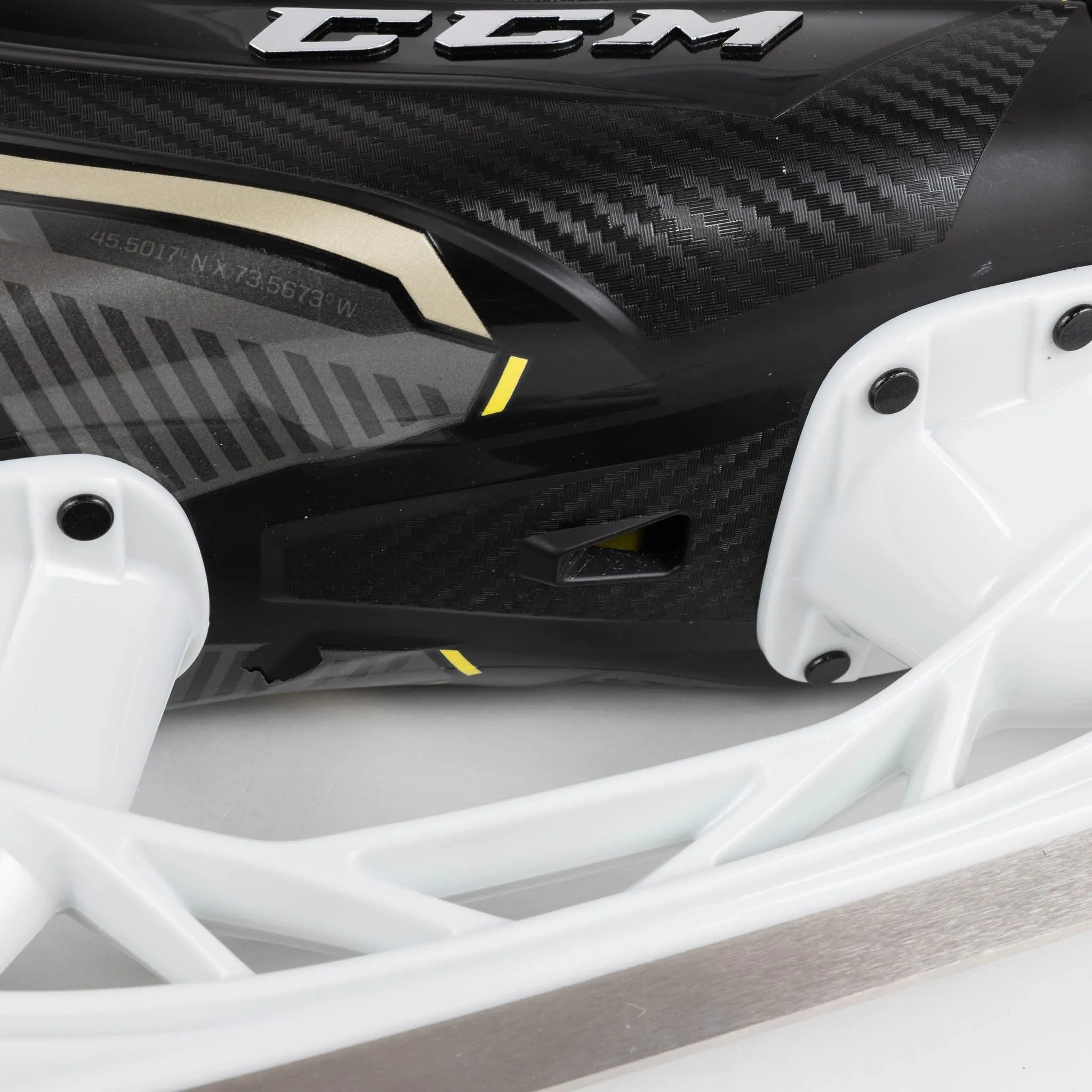 CCM Tacks AS560 Intermediate Hockey Skates