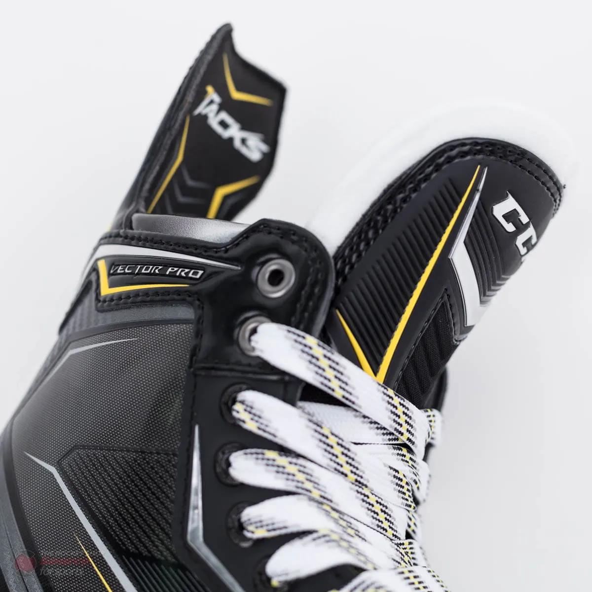 CCM Tacks Vector Pro Senior Hockey Skates (2018)