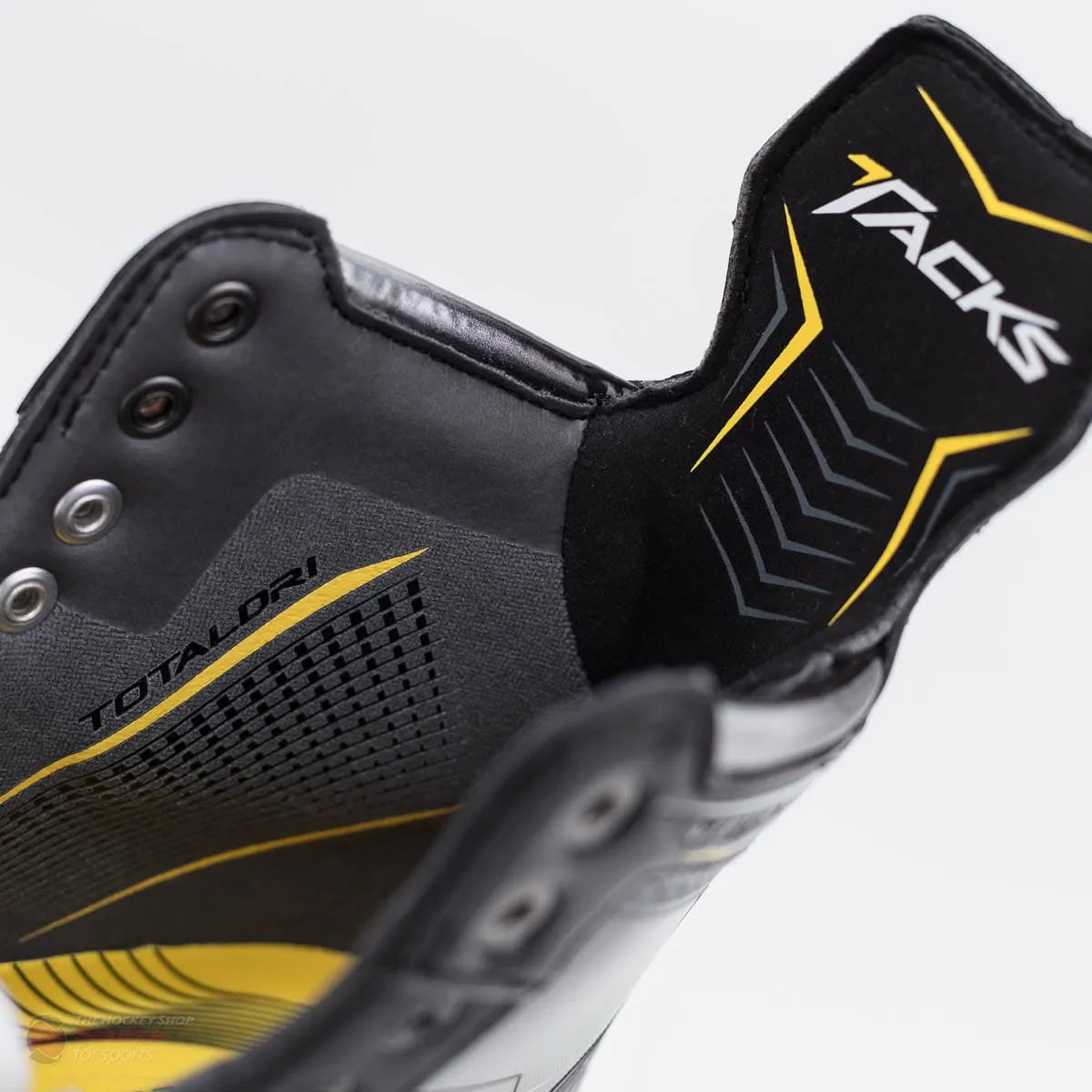 CCM Tacks Vector Pro Senior Hockey Skates (2018)