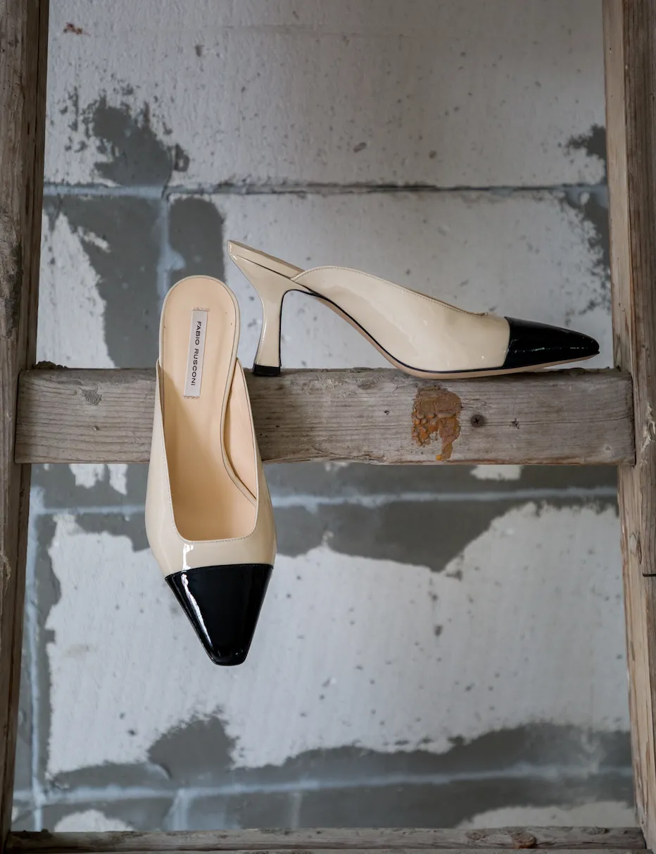Ceppo Beige Black Patent Mules