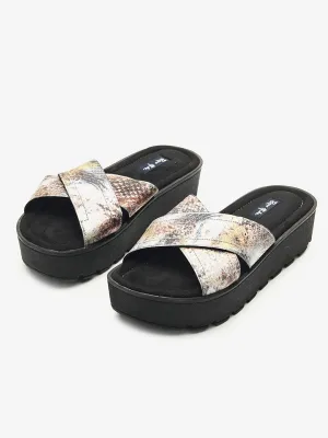 Charmie Wedges