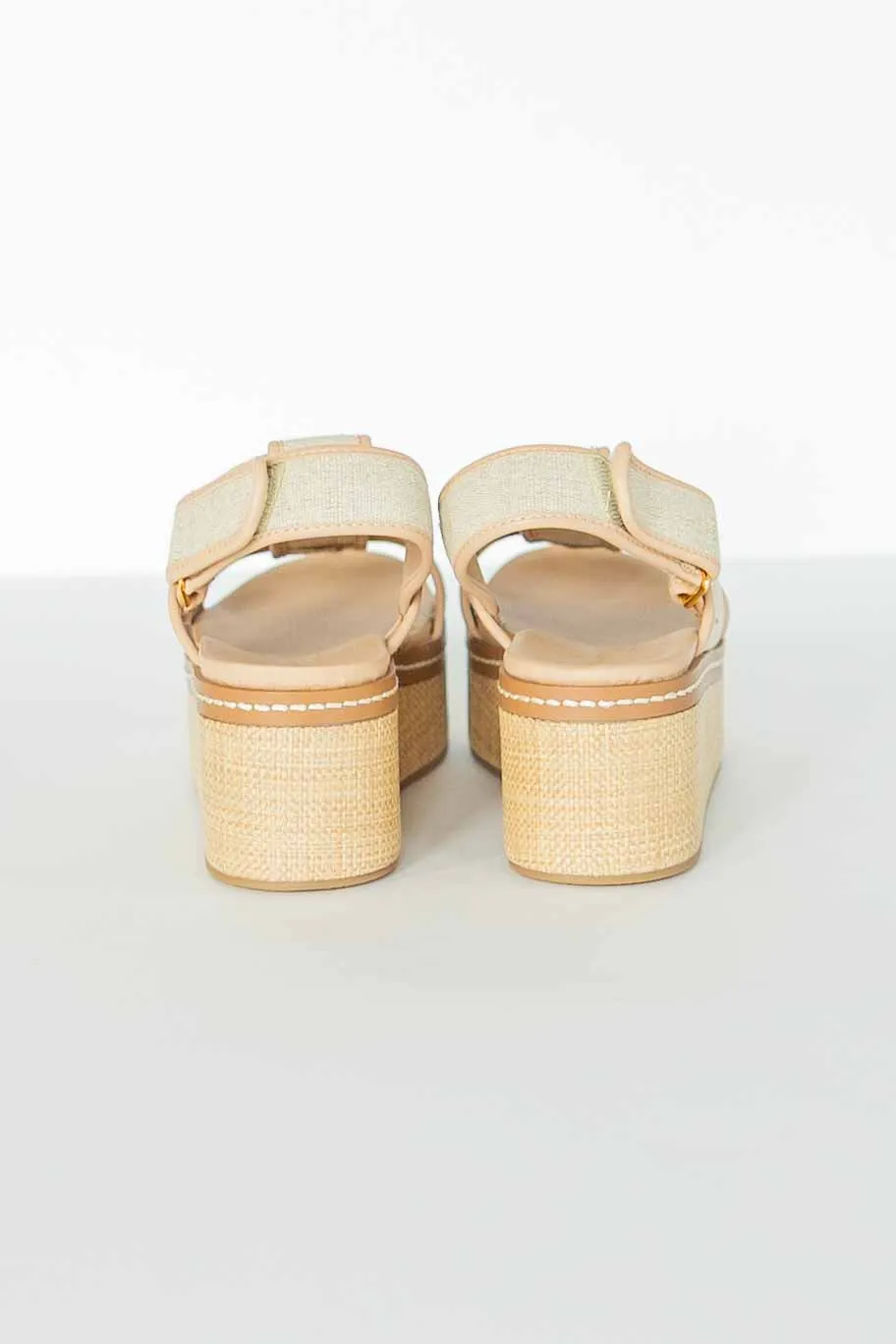[CHINESE LAUNDRY] SWELL COMFORT WEDGE-NATURAL