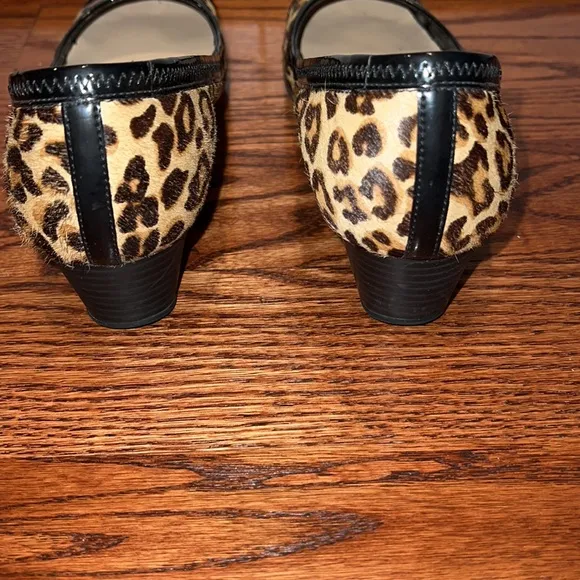 Cole Haan Elsie leopard print calf hair wedge - size 8