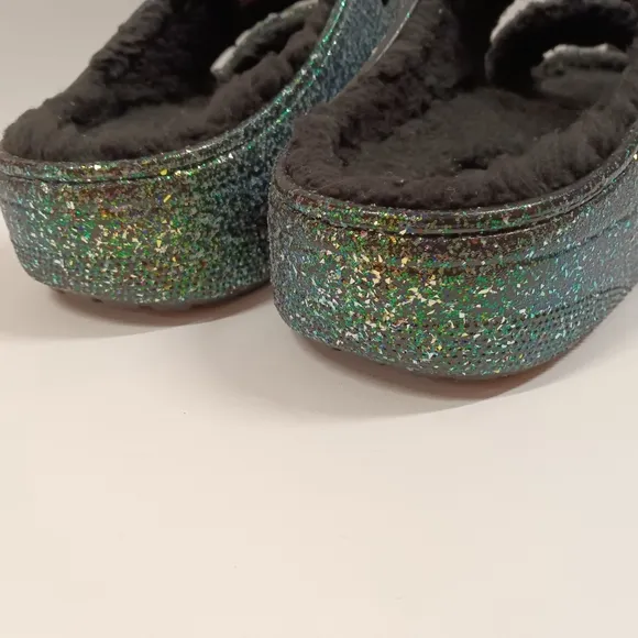 Crocs Classic Cozzzy Glitter Sandal Slides Sherpa Lined Women's 12 Men's 10