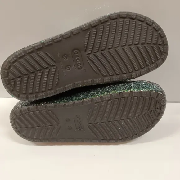 Crocs Classic Cozzzy Glitter Sandal Slides Sherpa Lined Women's 12 Men's 10