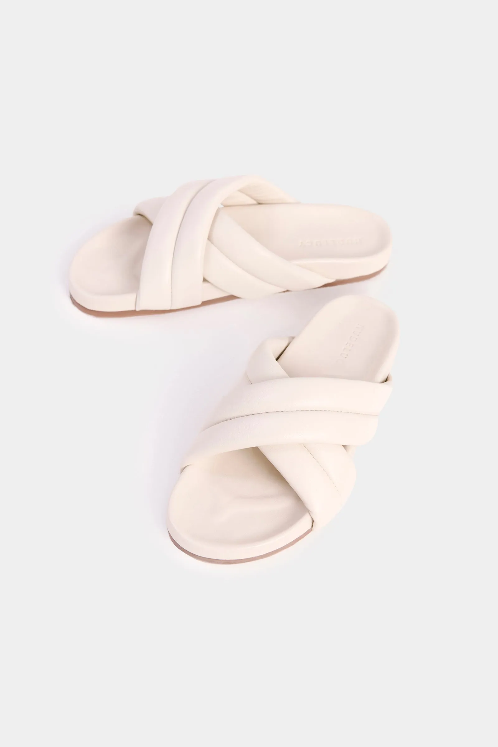 CROSSOVER LEATHER SLIDE