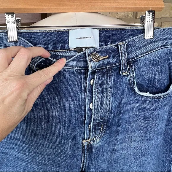 CURRENT/ELLIOTT The Exposed-Fly Vintage Cropped Slim Jeans in Bermuda wash