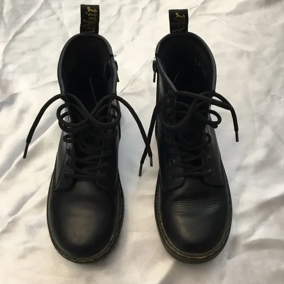 Dr. Martens Zavala Big Kid Combat Boot Size 2