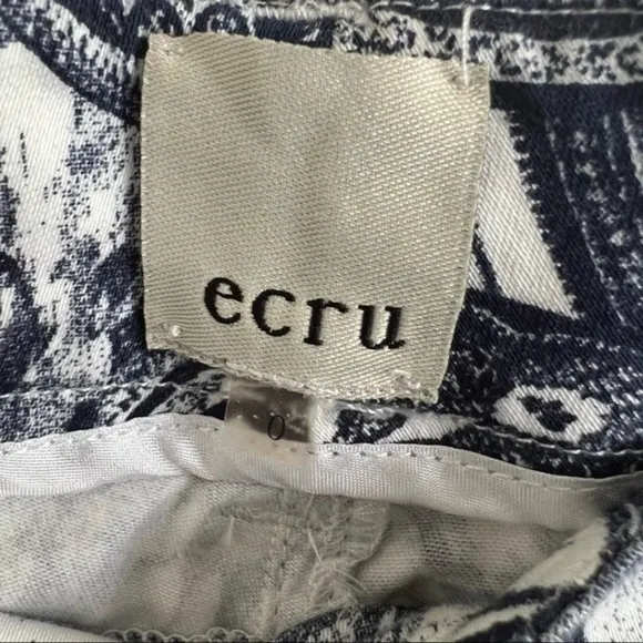 Ecru Paisley Print Cropped Lightweight Ankle Pant Size 0
