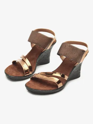 Enchanting Pullon Strap Wedges