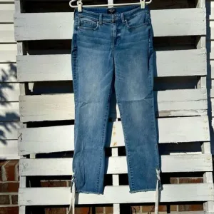 EUC, NYDJ Lace-Up Ankles Jeans