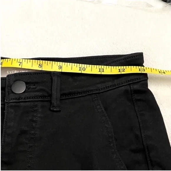 Everlane Black Ankle Cropped Jeans with High Waist and Straight Leg Sz 2