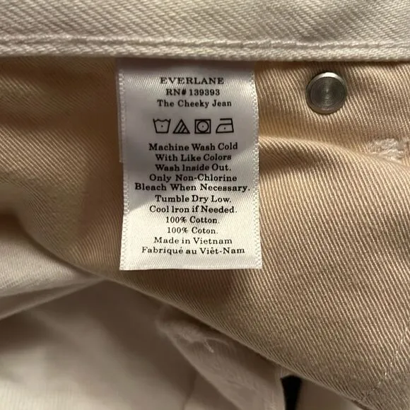 Everlane Women’s The 90s Cheeky Straight Jean in bone Size 25 NWT