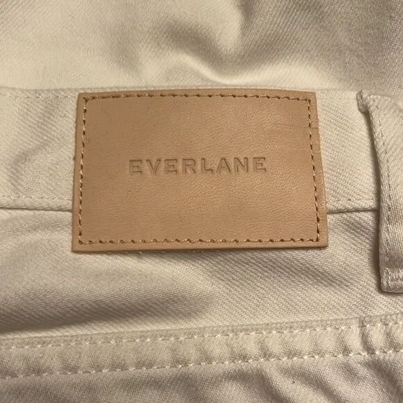 Everlane Women’s The 90s Cheeky Straight Jean in bone Size 25 NWT