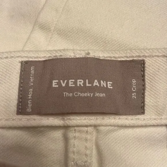Everlane Women’s The 90s Cheeky Straight Jean in bone Size 25 NWT