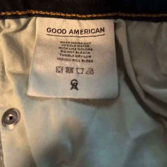 Good American Good Waist bottom leg lace up jeans Size 4