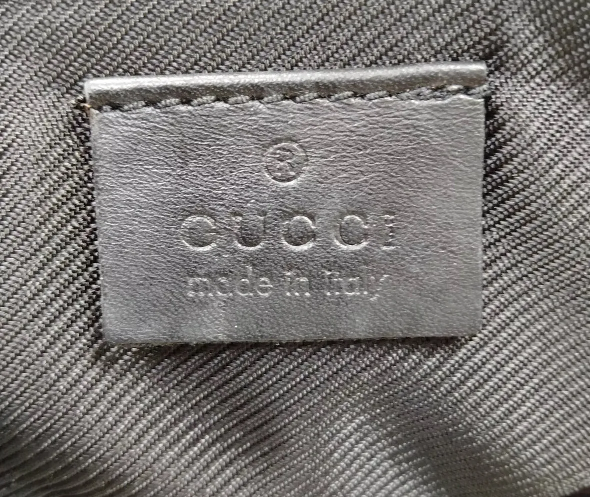GUCCI boat pochette