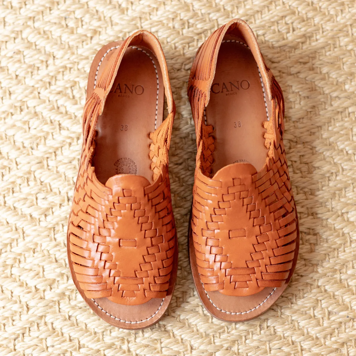 Itzel Wedge Coral