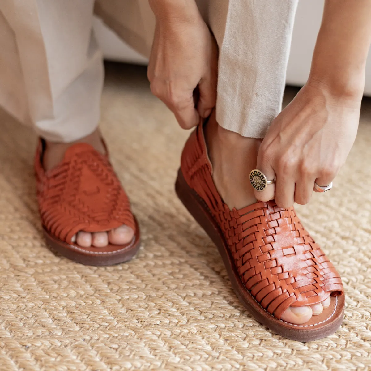 Itzel Wedge Coral