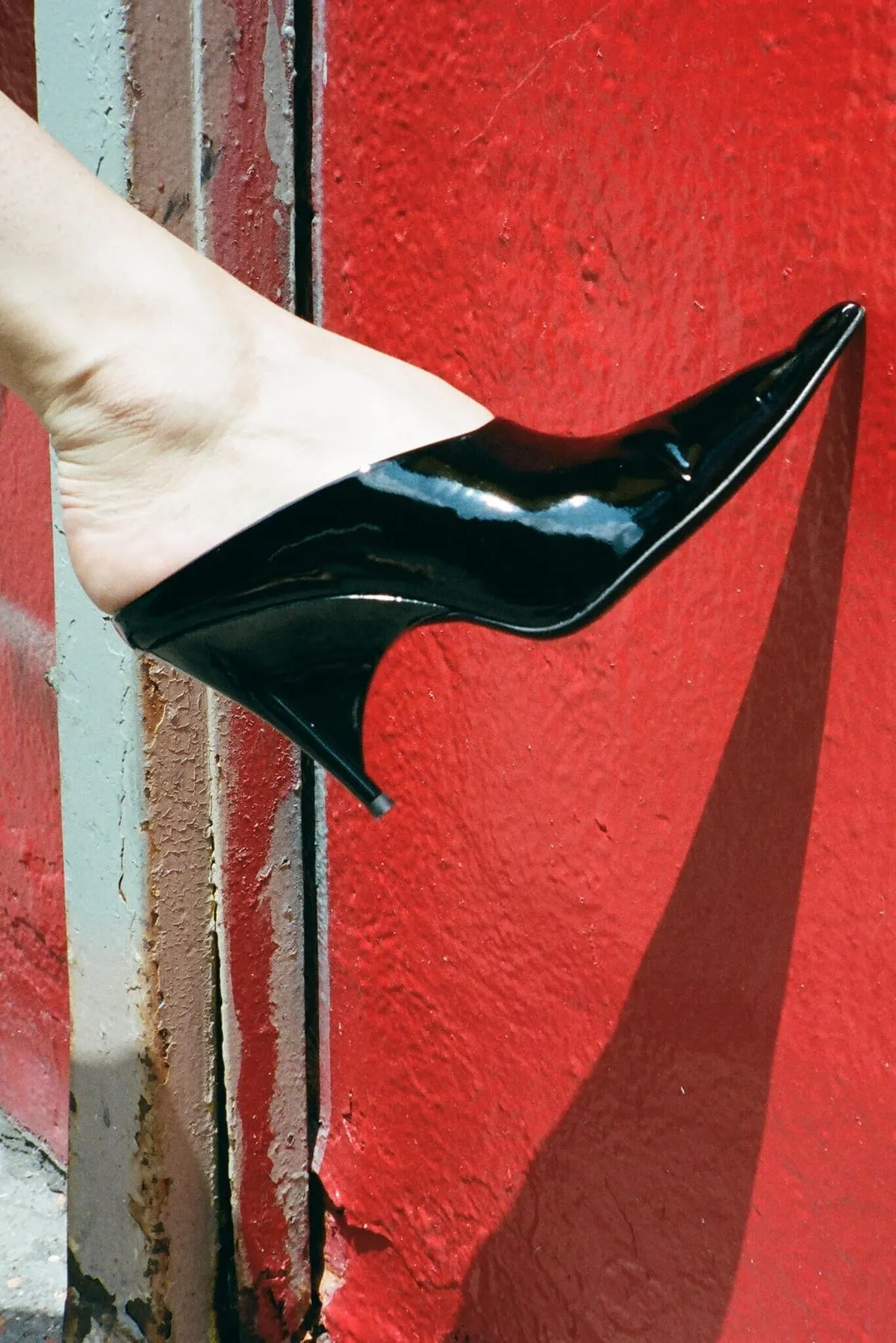 JEFFREY CAMPBELL VADER