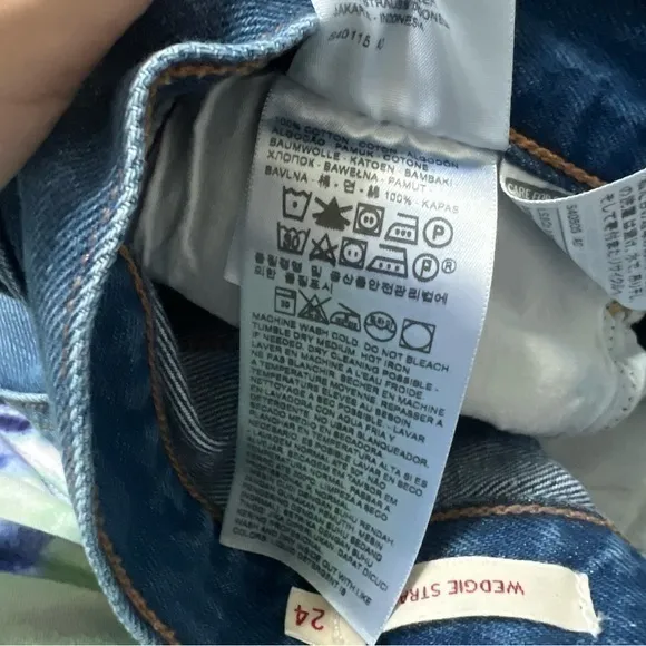 Levis Levis
