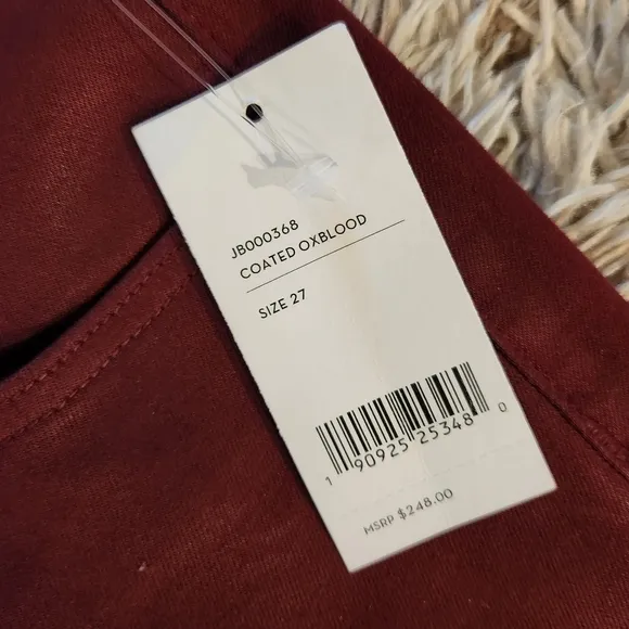 NWT J Brand Selena Mid Rise Crop Boot Photo Ready Jean in Coated Oxblood