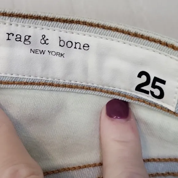 Rag &amp; Bone High White Wash Denim Distressed High-Rise Sits Below Waist Size 25