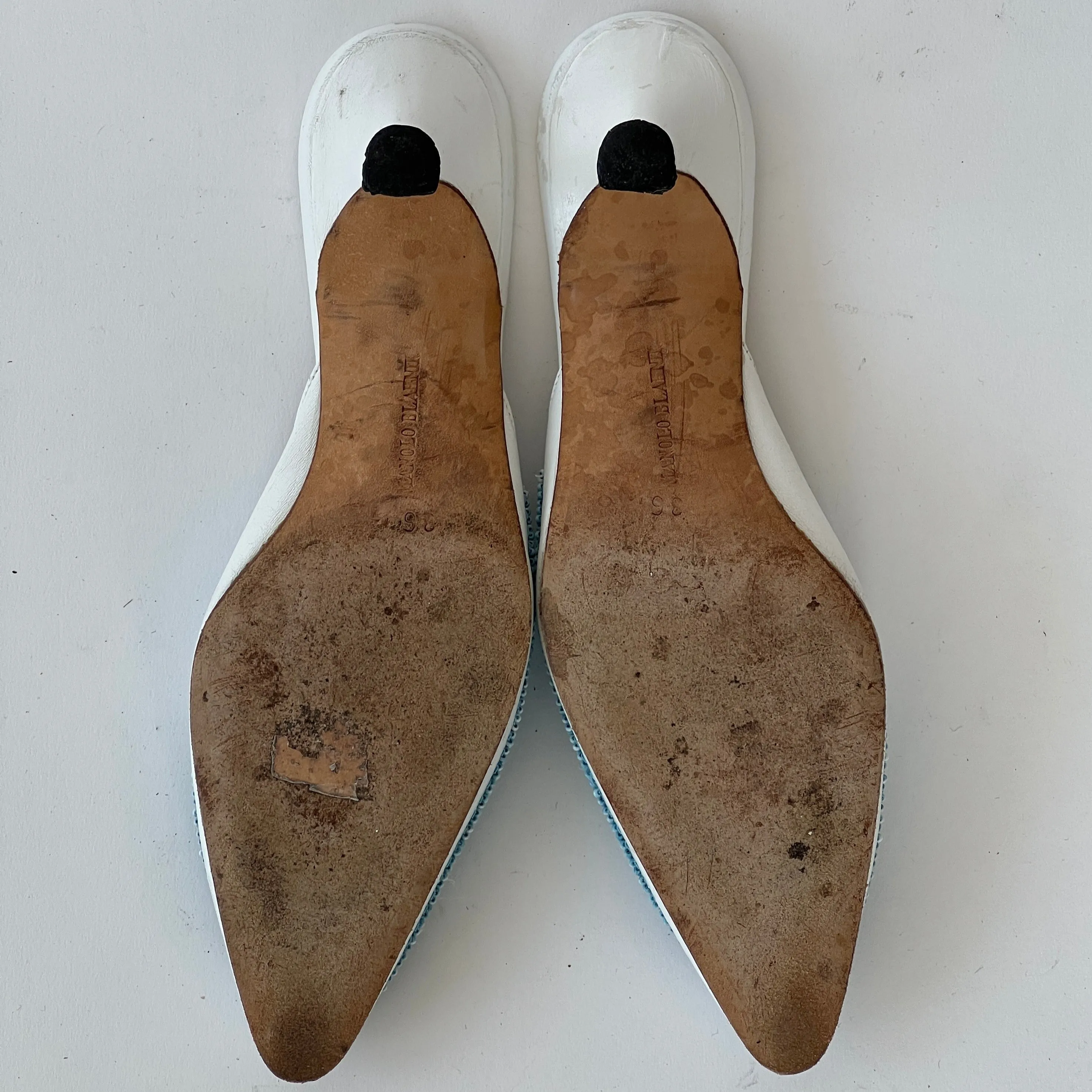 Rare Signed Manolo Blahnik Beaded Mules (36)