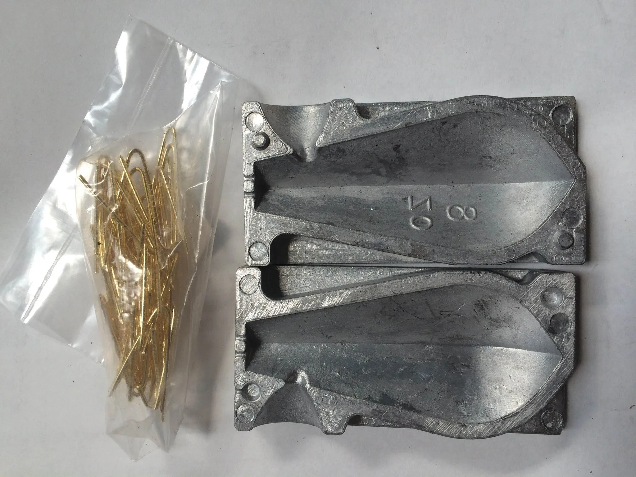 SeaTech Fishing Weight Mould ** Beach Bomb 5 & 6oz CLEAROUT**