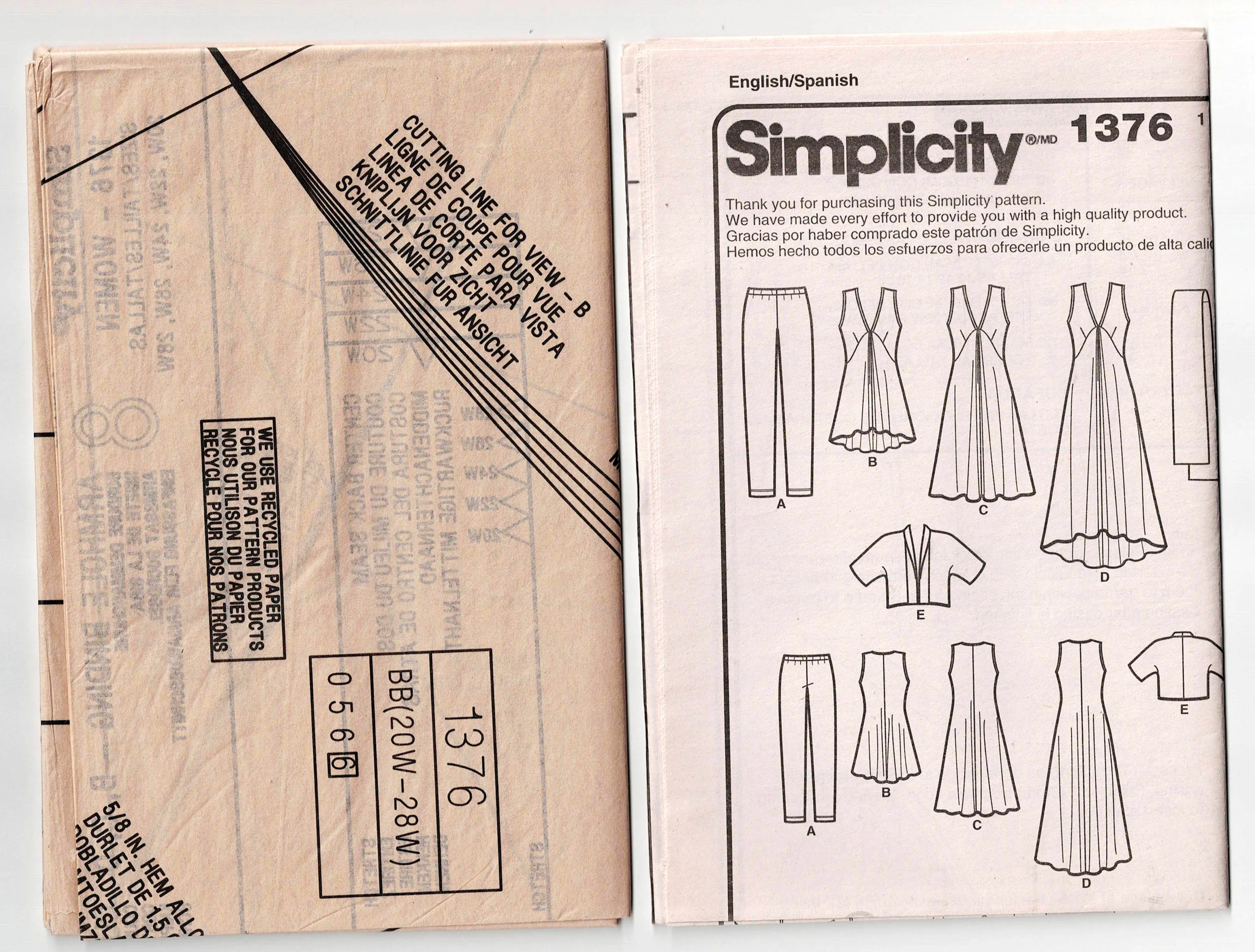 Simplicity 1376 Womens Summer Capsule Wardrobe Out Of Print Sewing Pattern Size 20W - 28W UNCUT Factory Folded