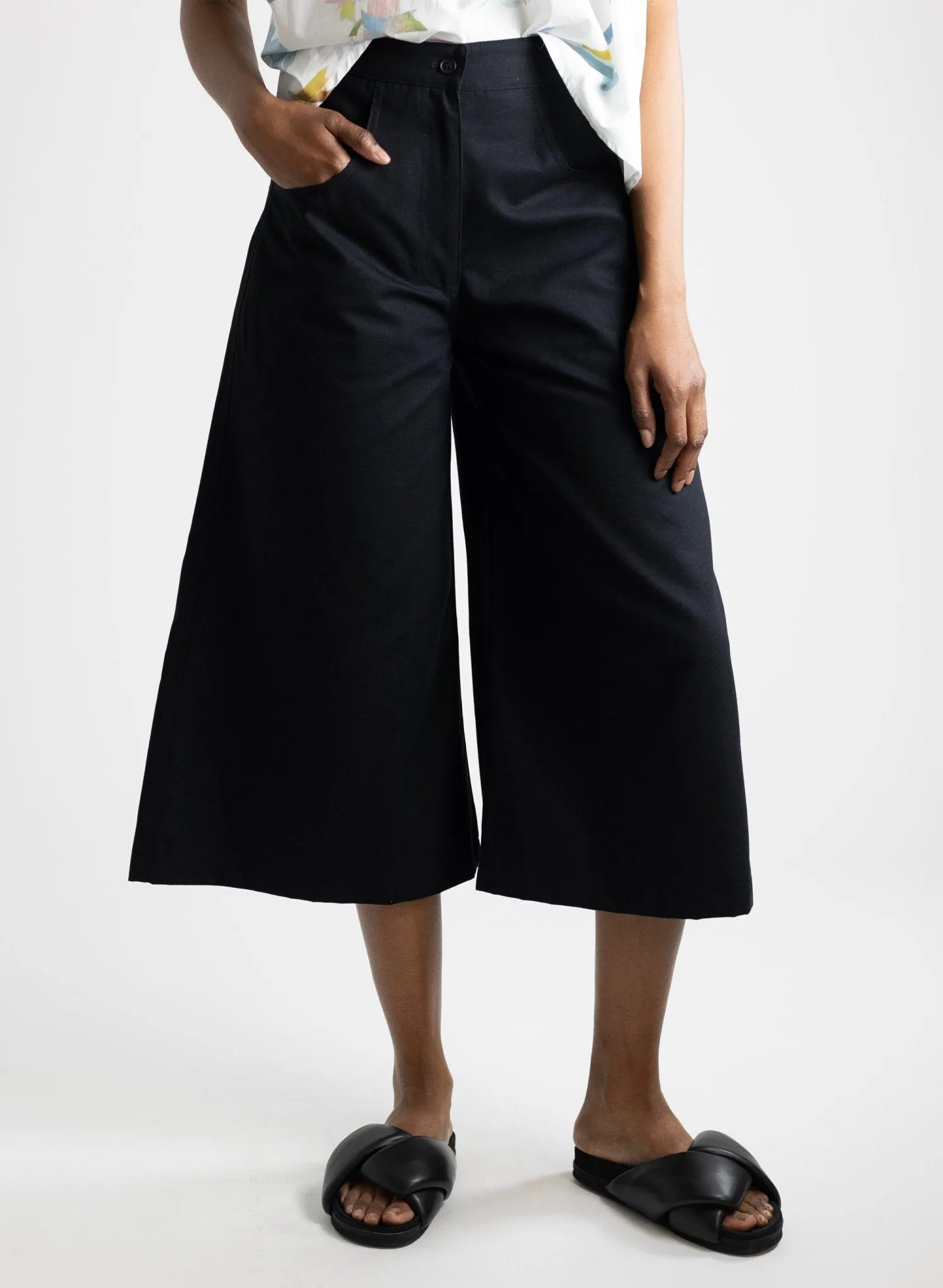 Studio Culotte - Black