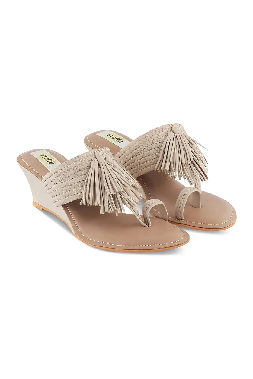 Tassle Low K Wedges Taupe