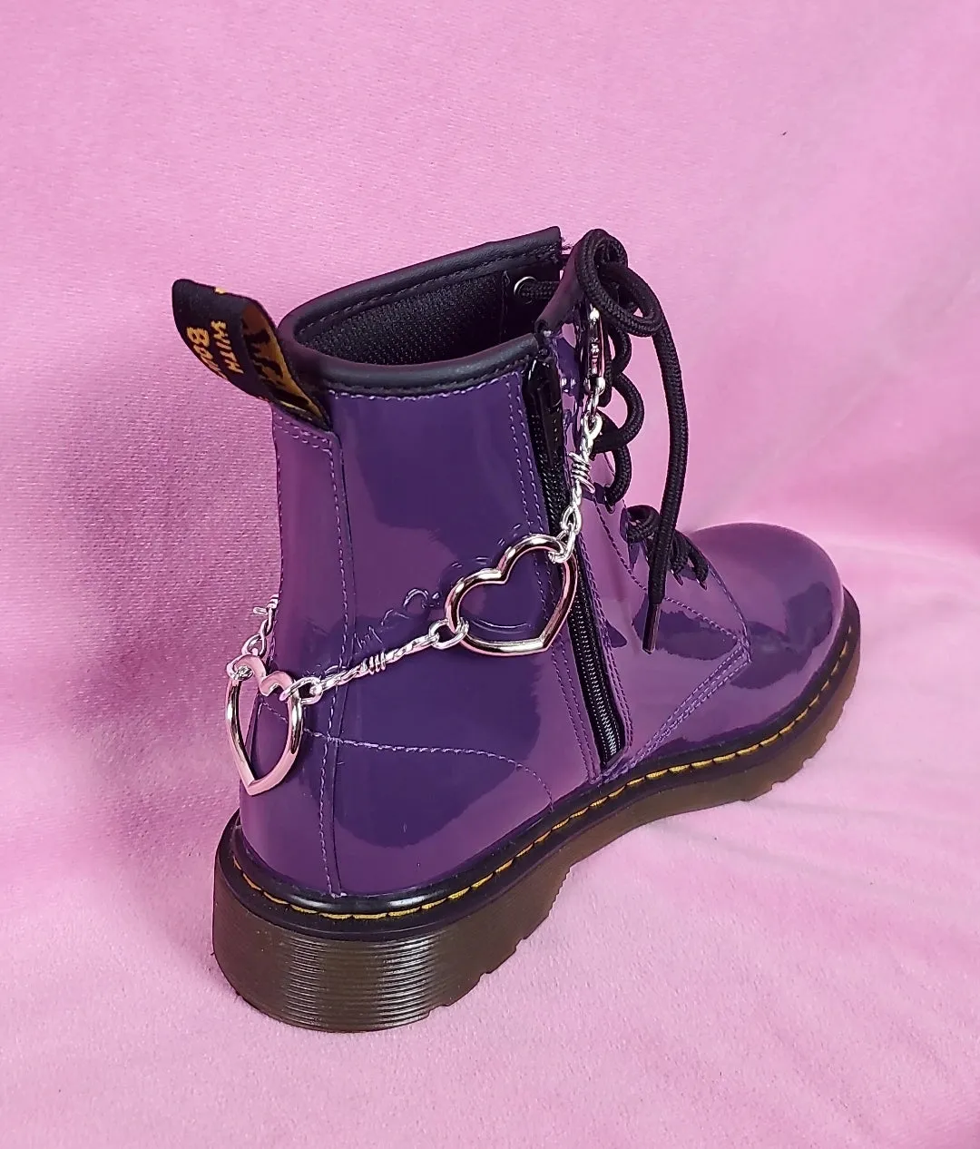 Triple Heart barbedwire boot chain