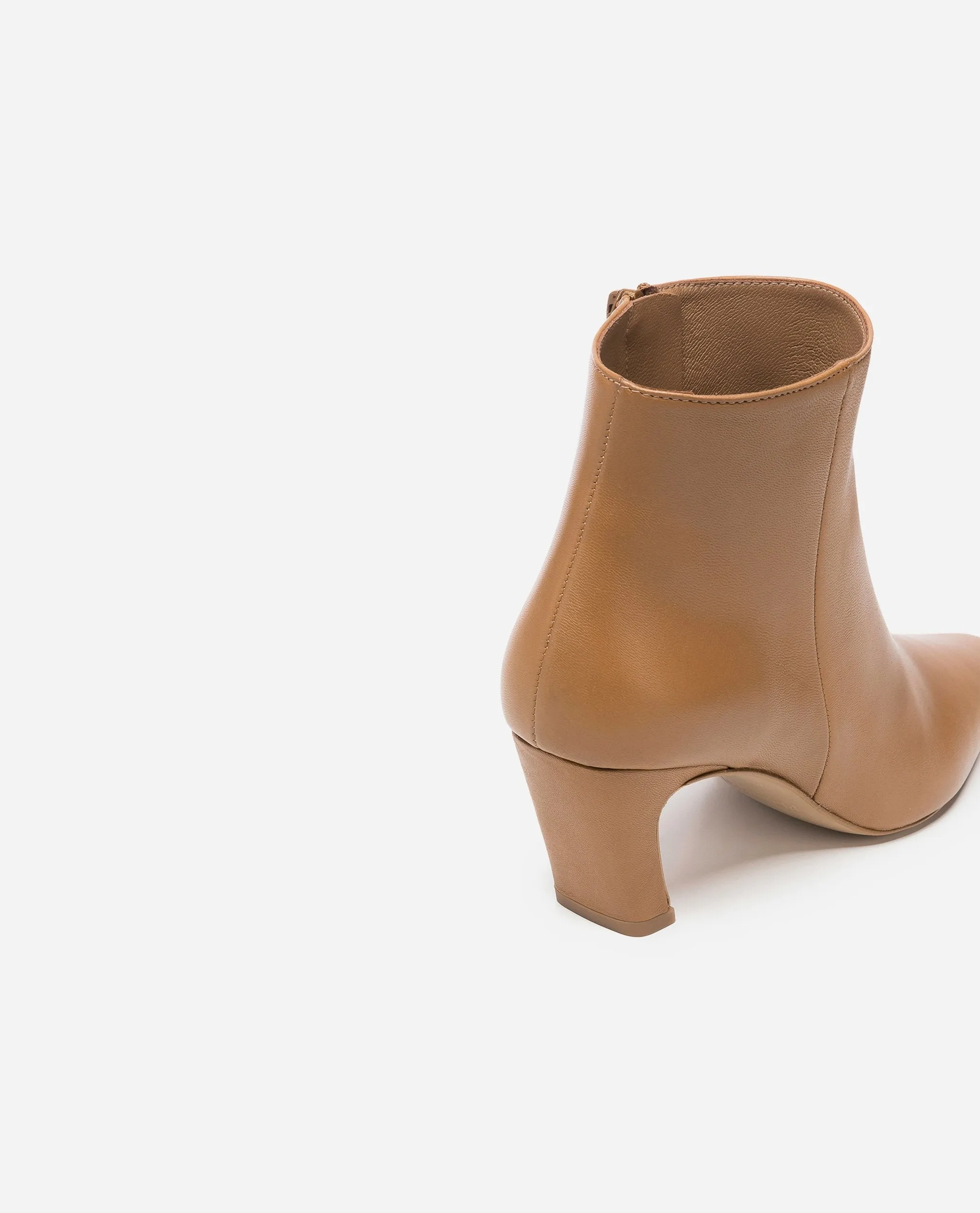 Xenia Leather Cognac Boots